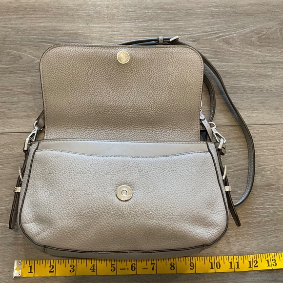 Michael Kors Crossbody Bag Greige Pebble Leather - Picture 15 of 15